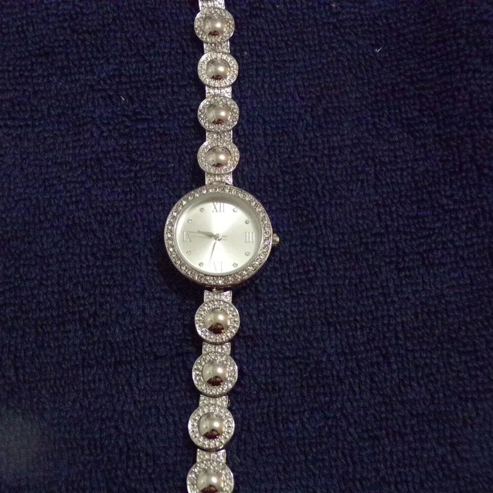 Women's Rhinestone-Encrusted Bezel Watch & Matching Bracelet in Gift Box 7